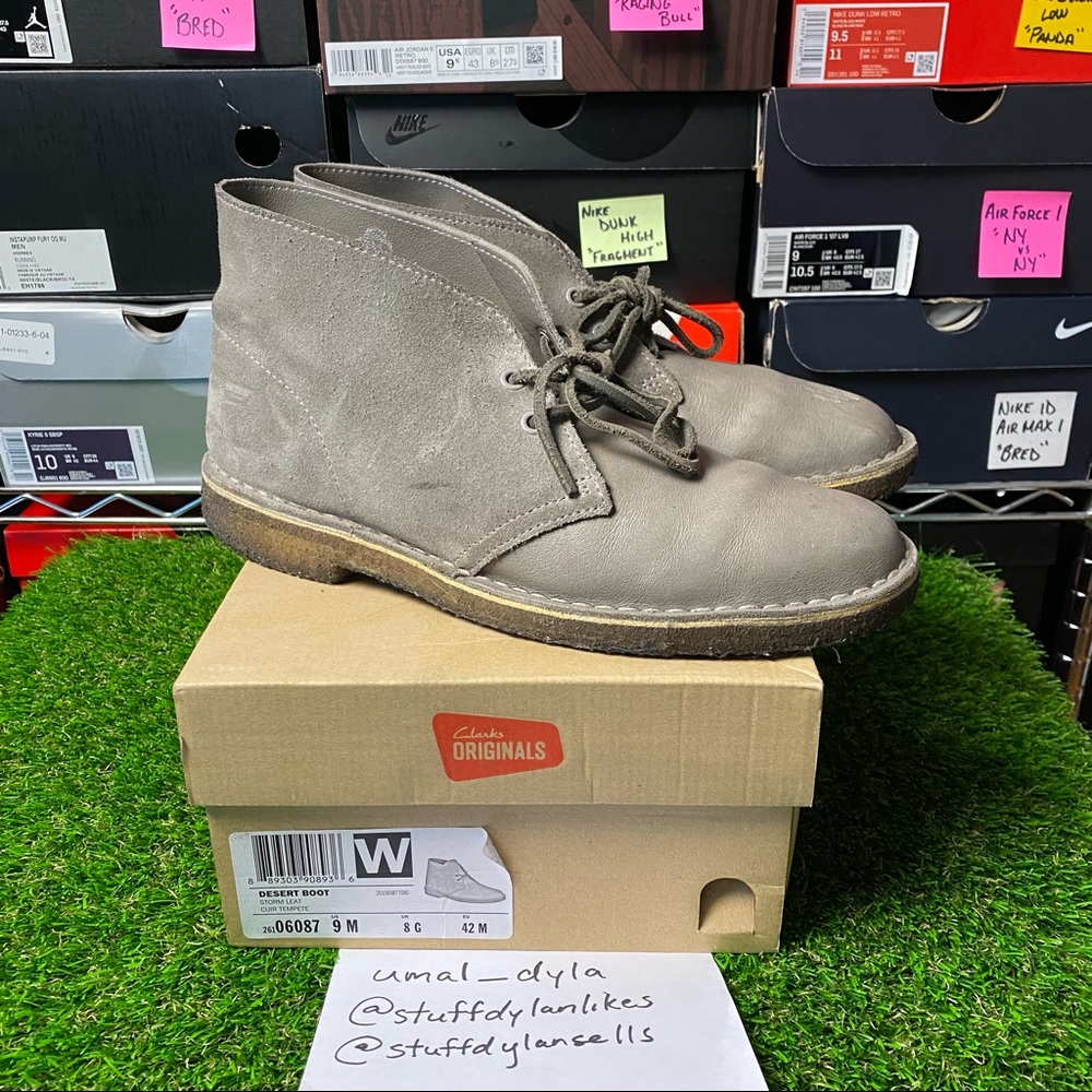 Worn! Clarks Originals Desert Boots - Grey - Size 9